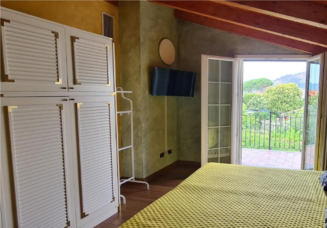 La Terrazza Sui Limoni - Suite Degli Ospiti - Mare, Escursioni A Piedi O Bike, Falesie Per Arrampicate Cisano sul Neva Eksteriør billede